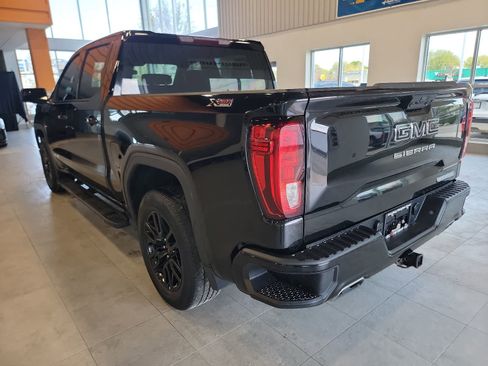 Used 2023 GMC Sierra 1500 Elevation w/ LPO, Elevation Black Package AWD/4WD image 12