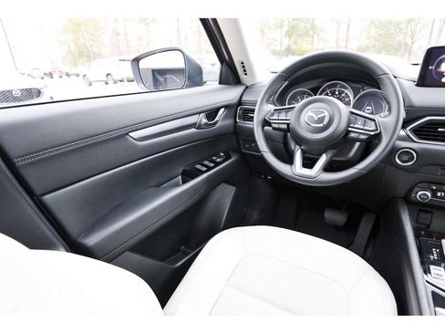 Certified 2025 MAZDA CX-5 AWD 2.5 S w/ Preferred Package image 6