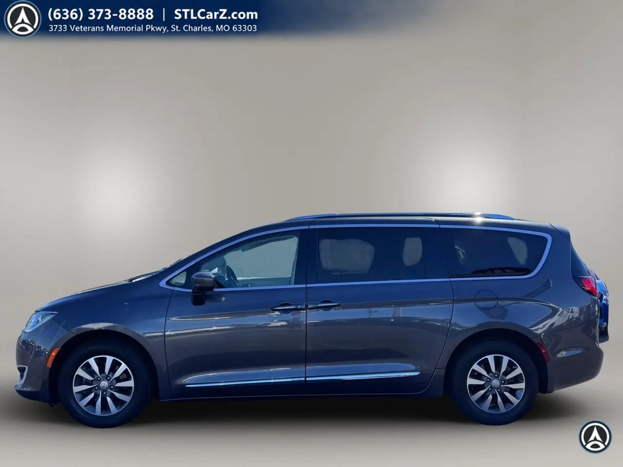 Used 2020 Chrysler Pacifica Touring-L Plus FWD image 6