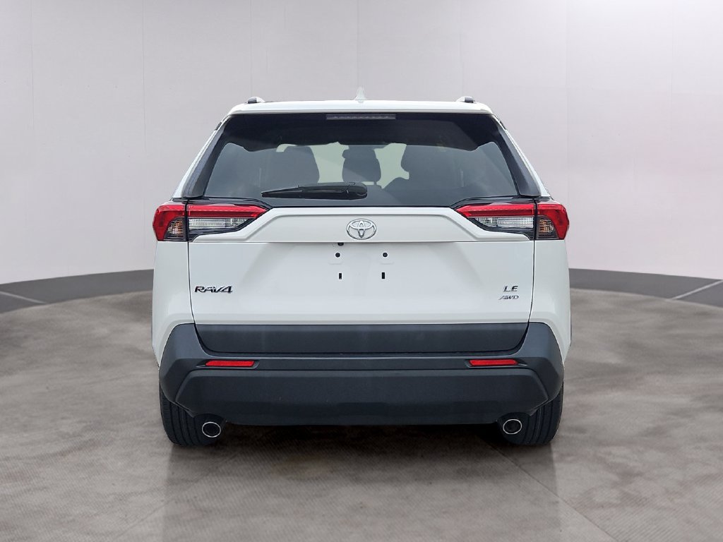 Used 2019 Toyota RAV4 LE w/ All Weather Liner Package AWD/4WD image 5
