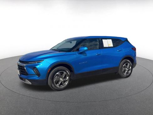 Used 2026 Chevrolet Blazer LT AWD/4WD image 7