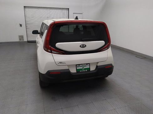 Used 2021 Kia Soul LX image 6
