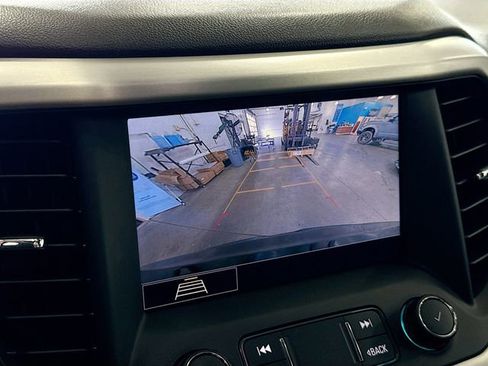 Used 2020 GMC Acadia SLT image 14