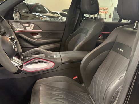 Used 2024 Mercedes-Benz GLS 63 AMG 4MATIC image 35