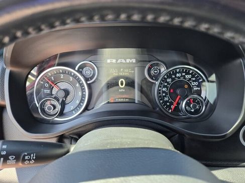 Used 2020 RAM 1500 Big Horn AWD/4WD image 32