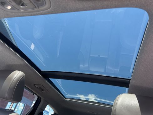 Used 2019 Hyundai Santa Fe Limited AWD/4WD image 22