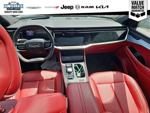 Used 2024 Jeep Wagoneer Limited AWD/4WD image 23