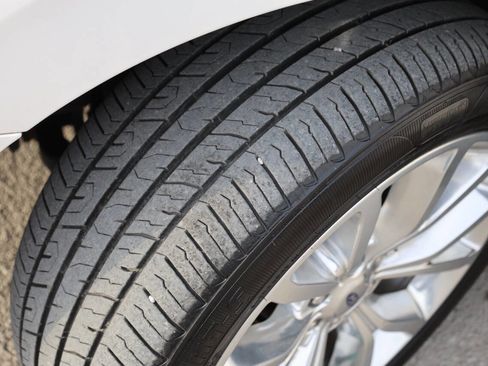 Used 2019 Ford Expedition Limited w/ Equipment Group 302A image 25