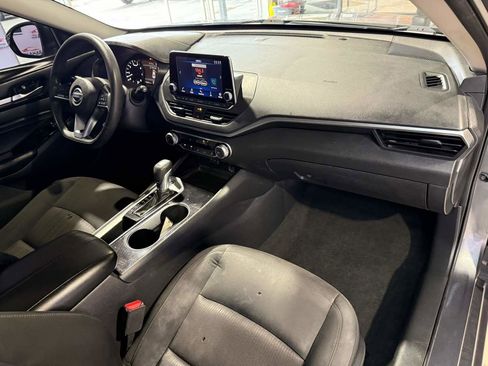 Used 2021 Nissan Altima 2.5 SV image 25