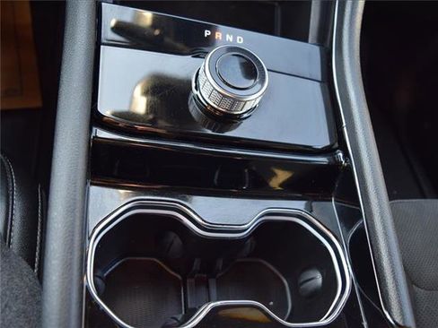 Used 2023 Jeep Grand Cherokee L Laredo image 16