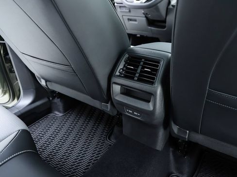 New 2026 Volkswagen Tiguan SE R-Line FWD image 39