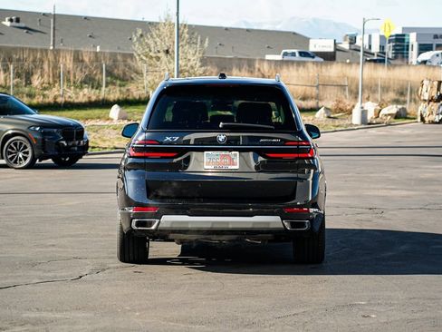 Used 2026 BMW X7 xDrive40i w/ Premium Package image 6