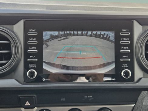 Used 2022 Toyota Tacoma SR w/ SR Convenience Package image 15