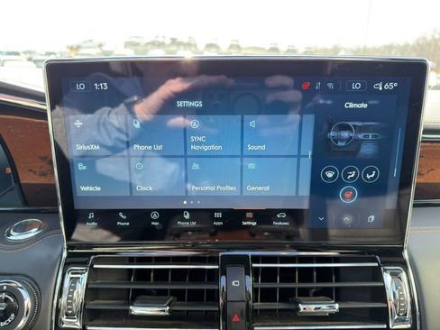 Used 2023 Lincoln Navigator L Black Label AWD/4WD image 34