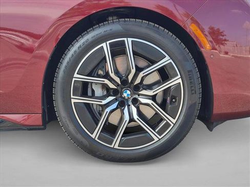 Used 2023 BMW 740i RWD image 25