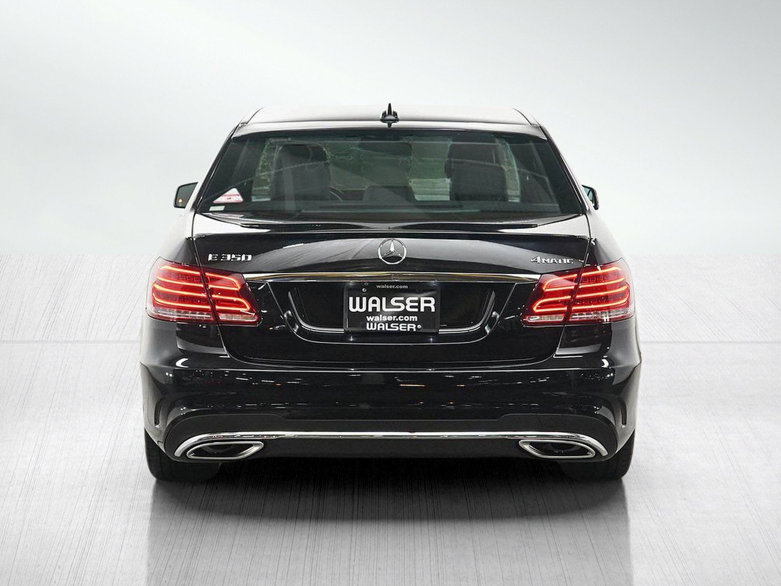 Used 2016 Mercedes-Benz E 350 4MATIC Sedan image 4