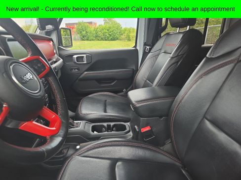 Used 2020 Jeep Gladiator Rubicon w/ Dual Top Group AWD/4WD image 13