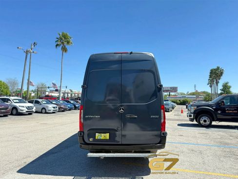Used 2019 Mercedes-Benz Sprinter 170 image 3