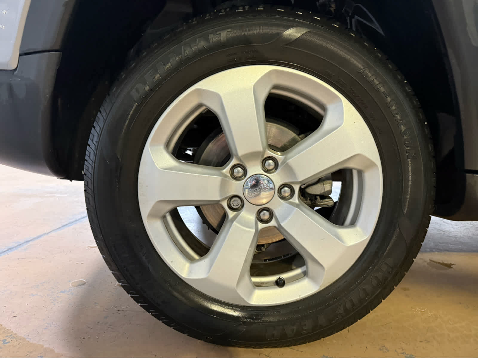 Used 2021 Jeep Compass Latitude AWD/4WD image 10