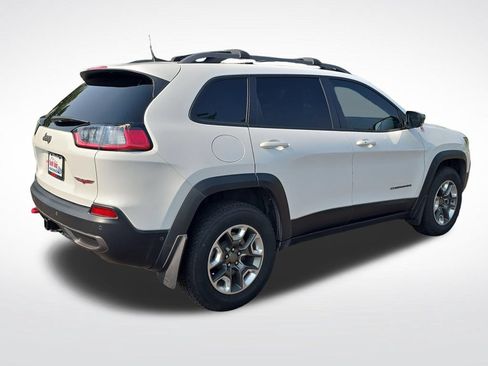 Used 2019 Jeep Cherokee Trailhawk AWD/4WD image 6