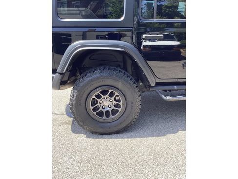 Used 2023 Jeep Wrangler Unlimited Sport AWD/4WD image 25