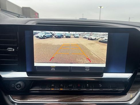 Used 2024 Chevrolet Silverado 1500 LT Trail Boss w/ Protection Package image 29