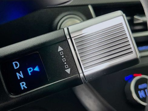 Certified 2025 Hyundai Sonata SEL AWD/4WD image 16