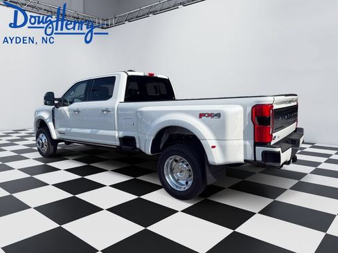 New 2026 Ford F450 Platinum w/ Platinum Plus Package AWD/4WD image 3