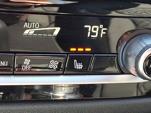 Used 2023 BMW 530i xDrive w/ Convenience Package image 25