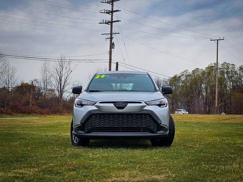 Used 2024 Toyota Corolla Cross AWD Hybrid image 9