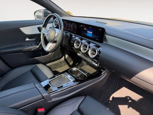 Certified 2025 Mercedes-Benz CLA 250 4MATIC image 17