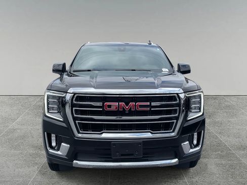 Used 2021 GMC Yukon SLT w/ SLT Premium Package image 8