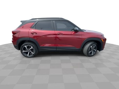 Used 2023 Chevrolet TrailBlazer RS w/ Convenience Package FWD image 9