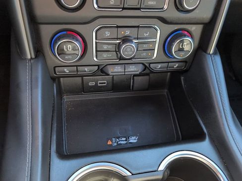 Used 2024 Chevrolet Tahoe LT image 22