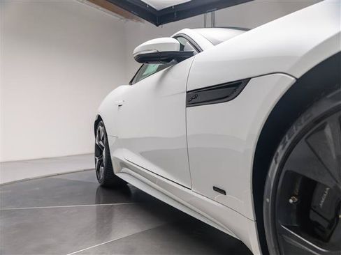 Certified 2024 Jaguar F-TYPE Coupe AWD image 13