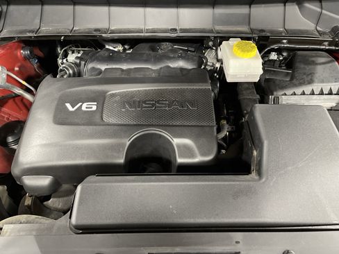 Used 2023 Nissan Pathfinder Platinum w/ Cargo Package image 19