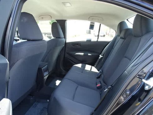 Used 2026 Toyota Corolla LE FWD image 21