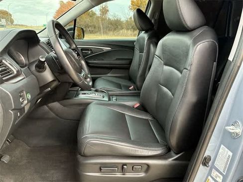 Certified 2022 Honda Pilot Special Edition image 11