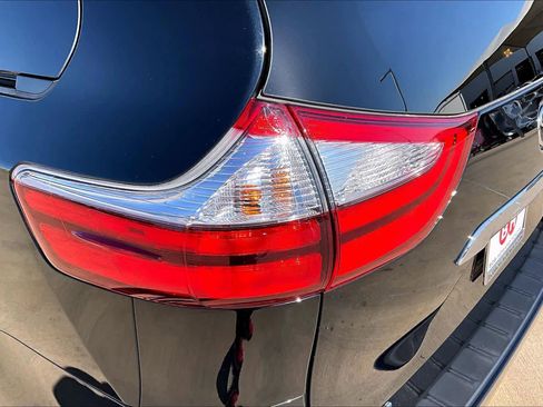 Used 2018 Toyota Sienna Limited Premium image 28