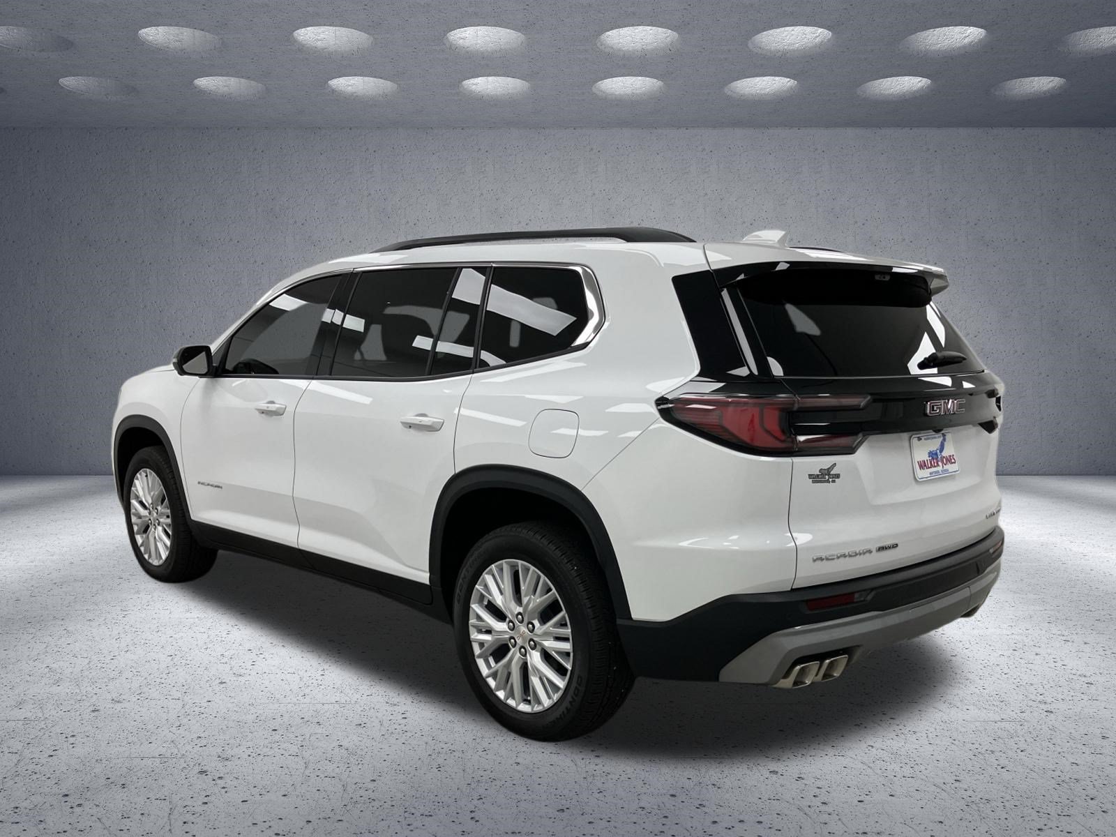 Used 2026 GMC Acadia Elevation w/ Elevation Premium Package AWD/4WD image 3