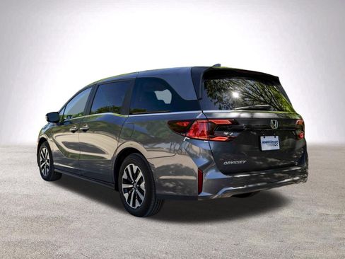 Used 2025 Honda Odyssey EX-L image 9