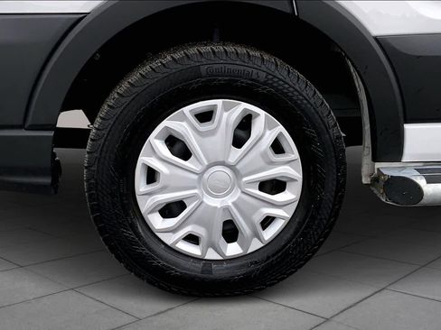 Used 2024 Ford Transit 250 Low Roof w/ Exterior Upgrade Package image 10