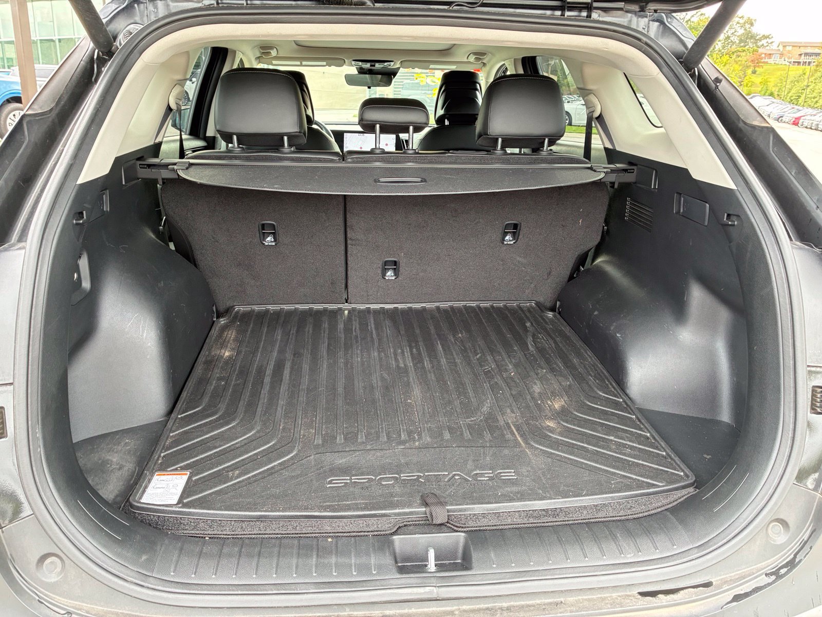Used 2025 Kia Sportage EX w/ Premium Package FWD image 15