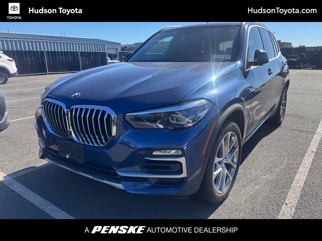 Used 2021 BMW X5 xDrive40i w/ Premium Package AWD/4WD image 1