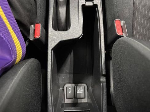 Used 2018 Honda Fit EX image 14