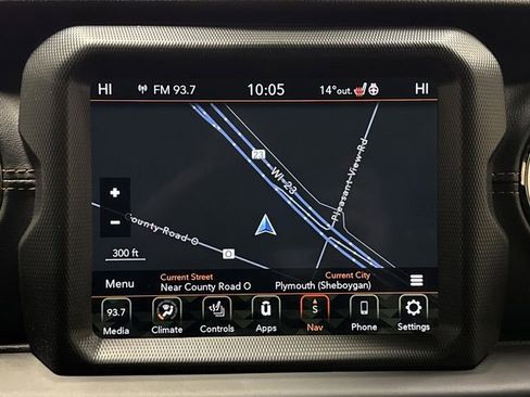 Used 2021 Jeep Wrangler Unlimited Sahara image 9