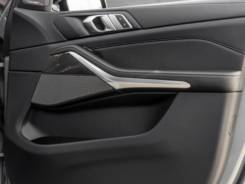 Used 2026 BMW X5 M60i w/ Climate Comfort Package image 46