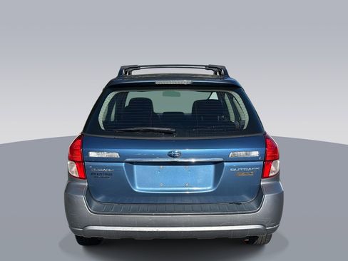 Used 2009 Subaru Outback 2.5i Special Edition image 3