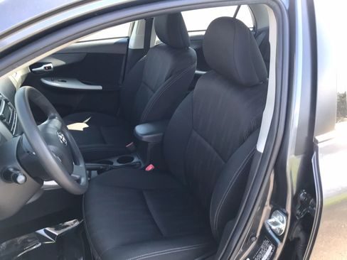 Used 2012 Toyota Corolla S image 2