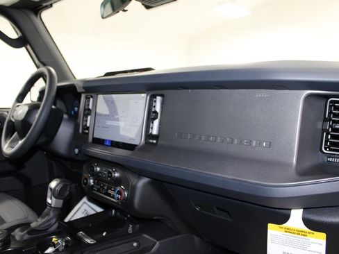 New 2026 Ford Bronco 4-Door AWD/4WD image 25